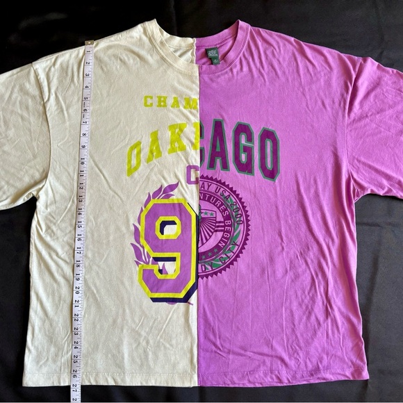 Oakland Chicago Split T Shirt Womens Medium Beige Purple Short Sleeve Baggy - Picture 3 of 6